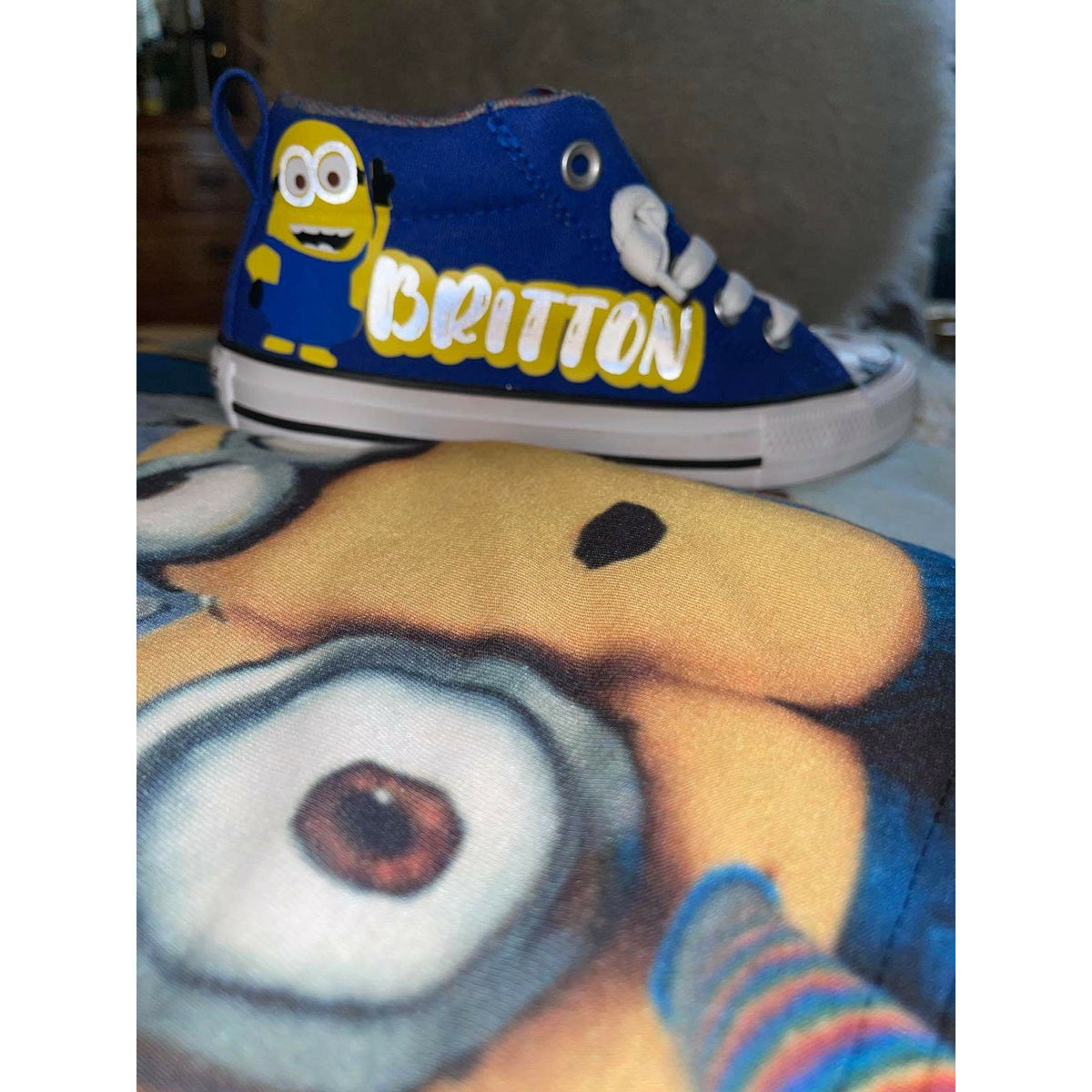 Converse minion clearance